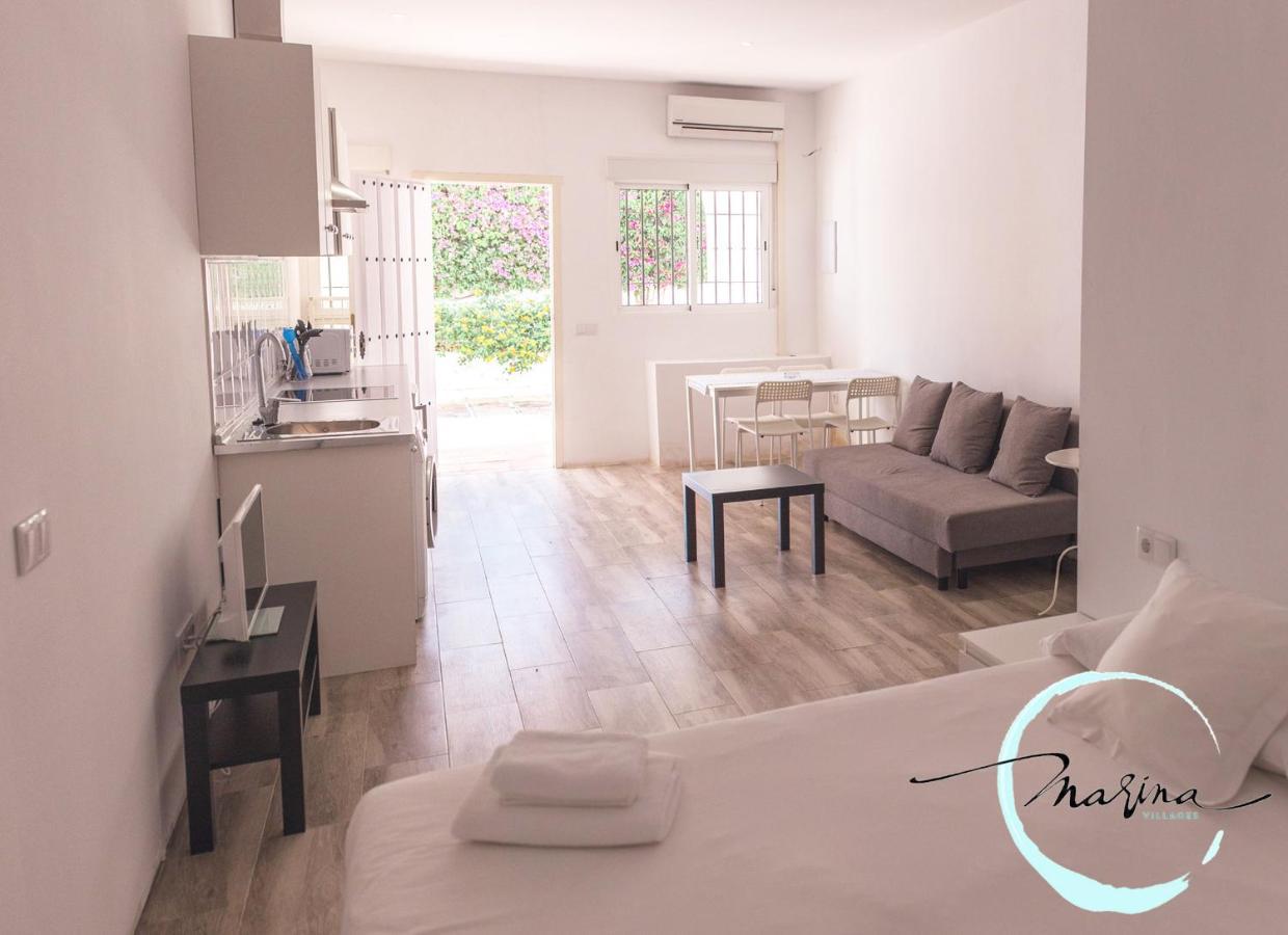 Apartamentos Marina Villages La Herradura  Buitenkant foto